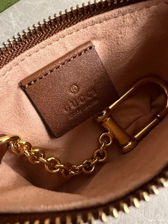 Hyper Peter GG matelassé Marmont case Gucci key 0811